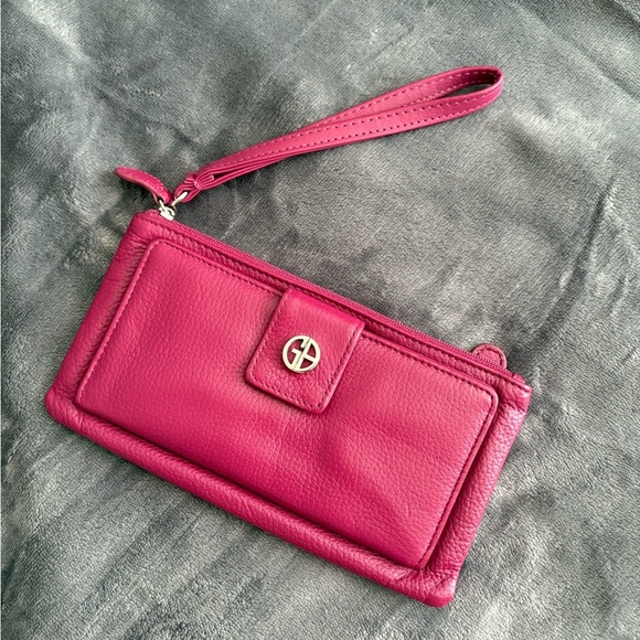 Giani Bernini Handbags - Giani Bernini Burgundy Wristlet Clutch